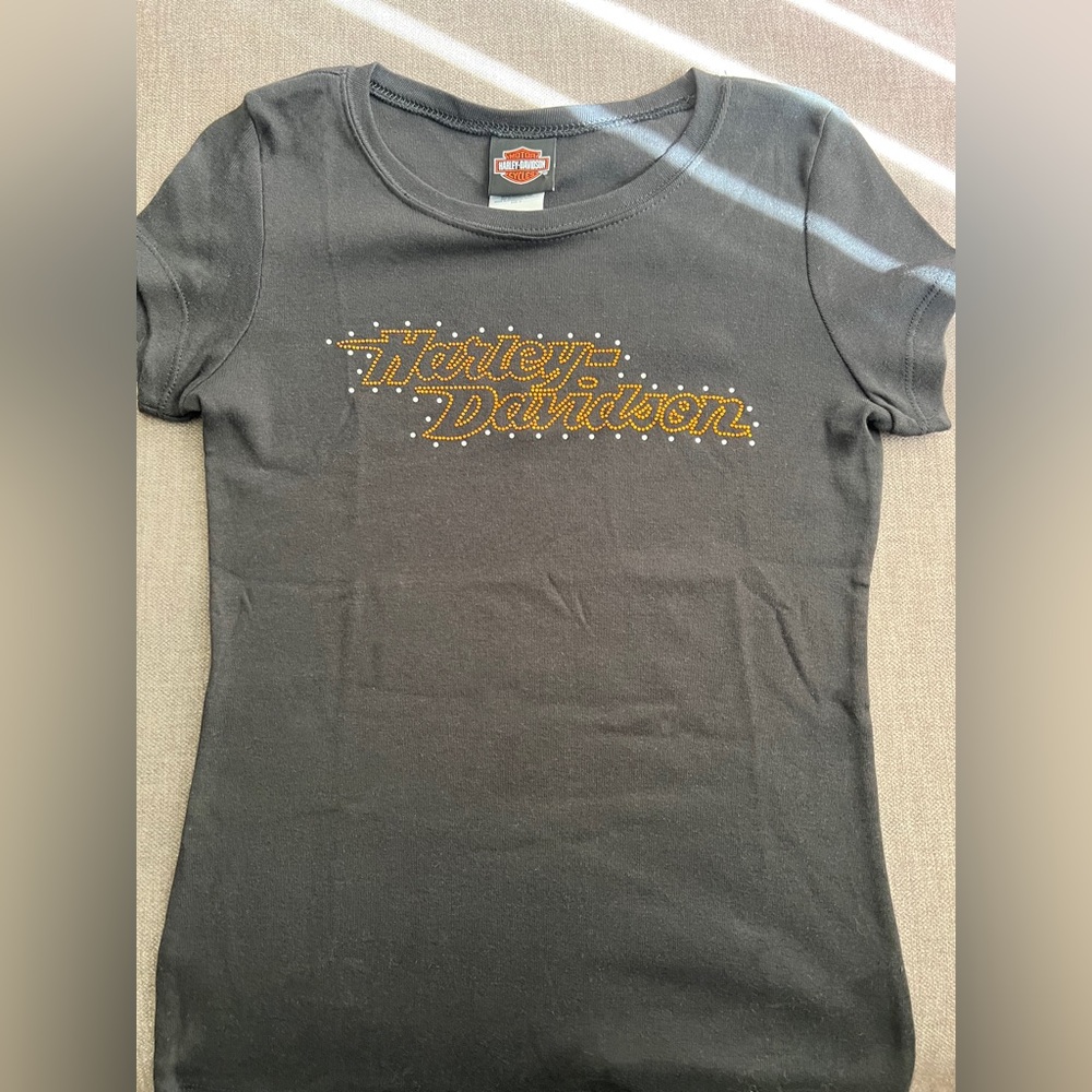 Women’s size medium Harley Davidson shirt